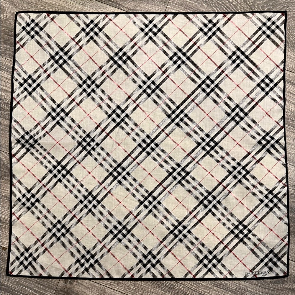 FREE FREE Burberry Vintage Scarf with a $500 purchase used 1x dry cleaned.